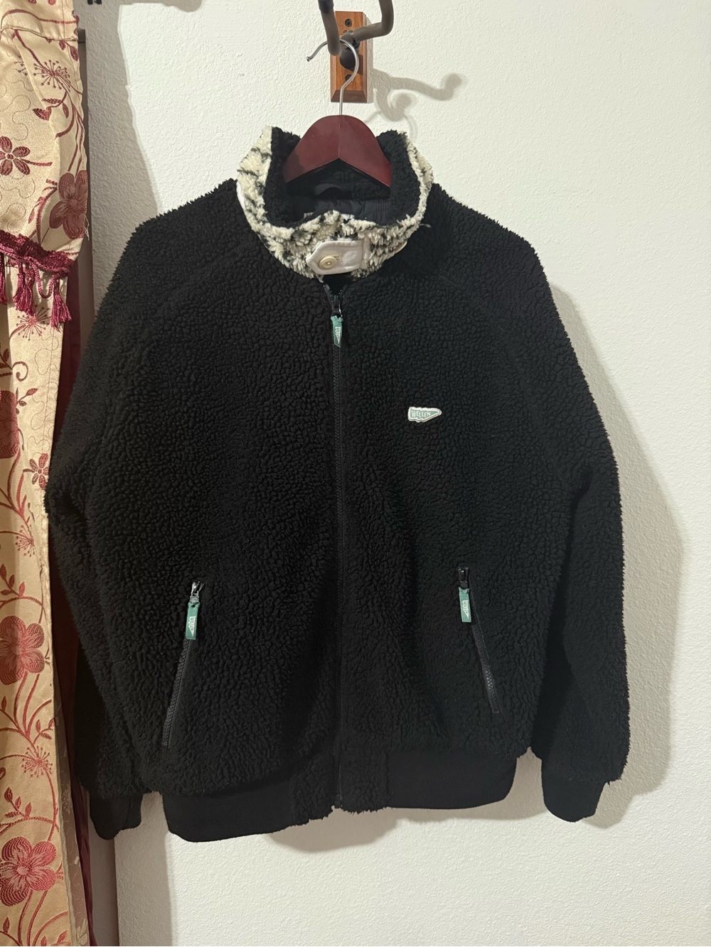 Wellen Black Sherpa Zip-Up Jacket